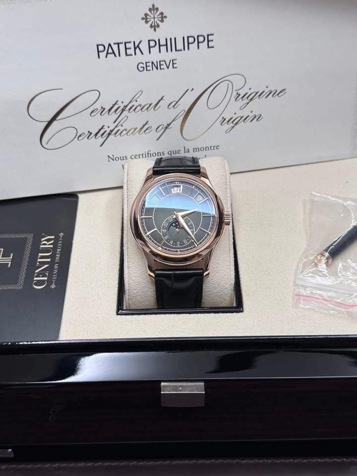 Patek Philippe Complications.274795