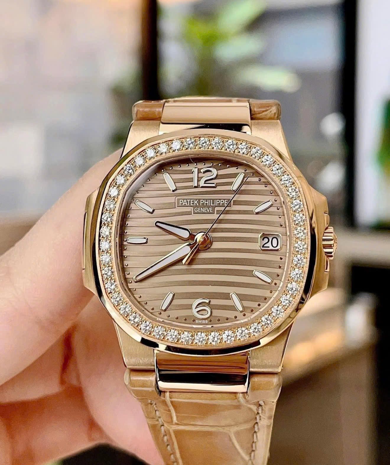Patek Nautilus 7010 Champagne.380247 - Ảnh 5