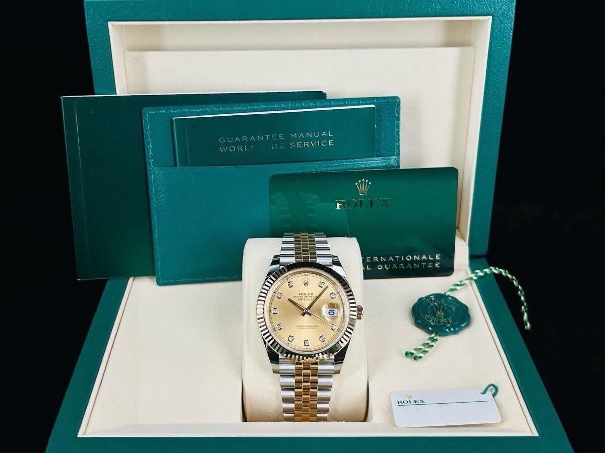 Rolex Datejust.116924– Gold Champagne Dial – 41mm