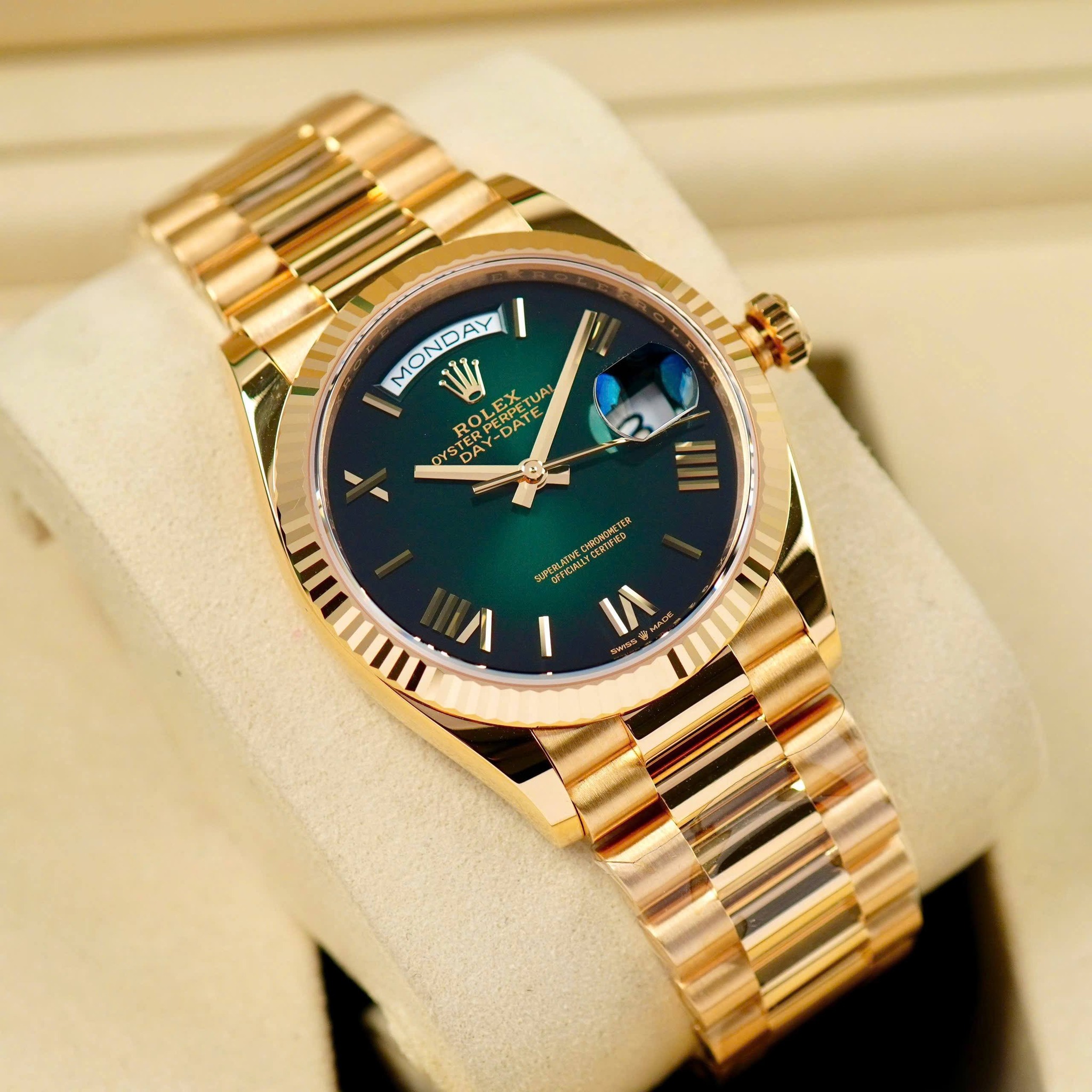 Rolex Day-Date 128238 – Green Ombre Dial - Ảnh 3