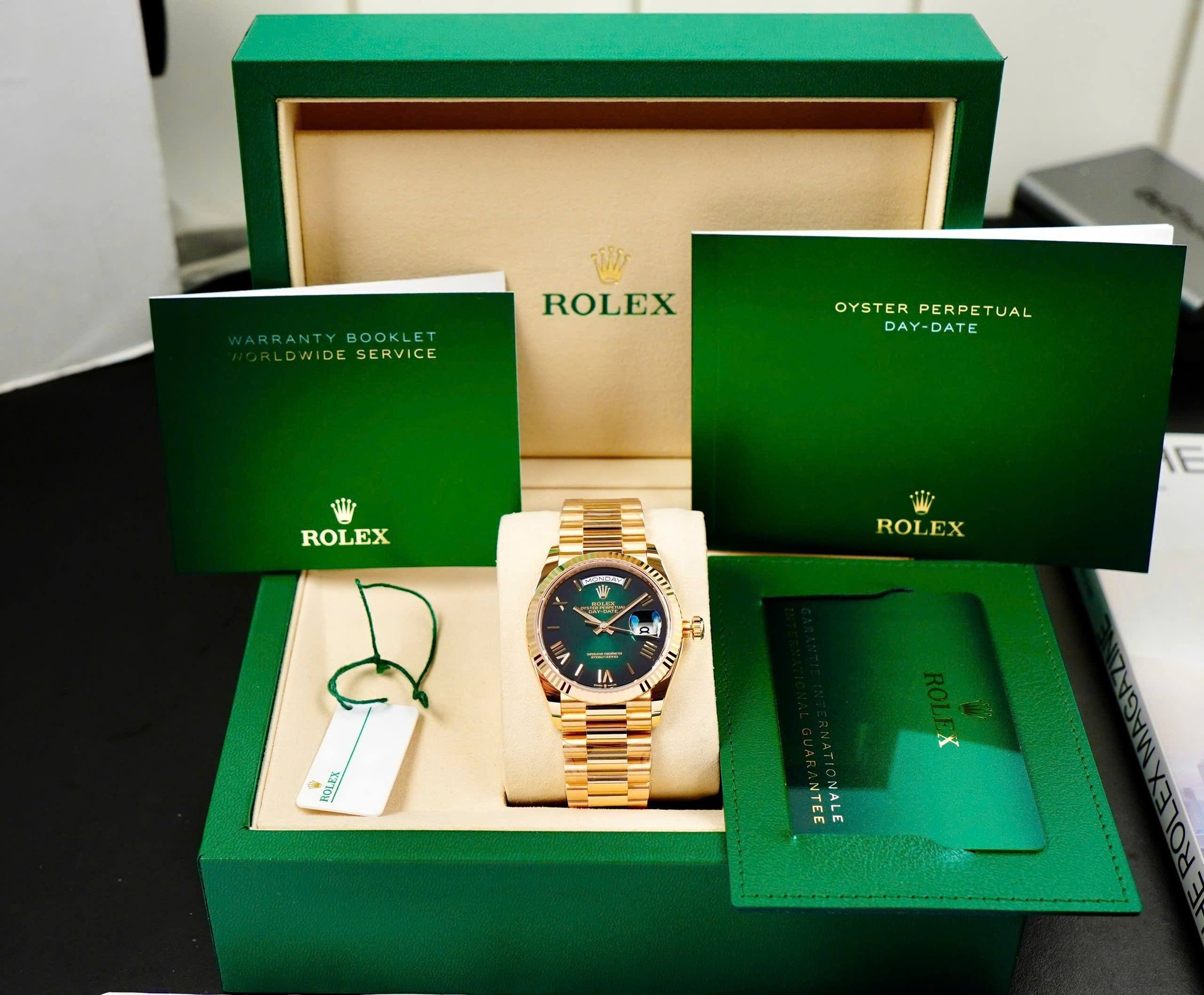 Rolex Day-Date 128238 – Green Ombre Dial