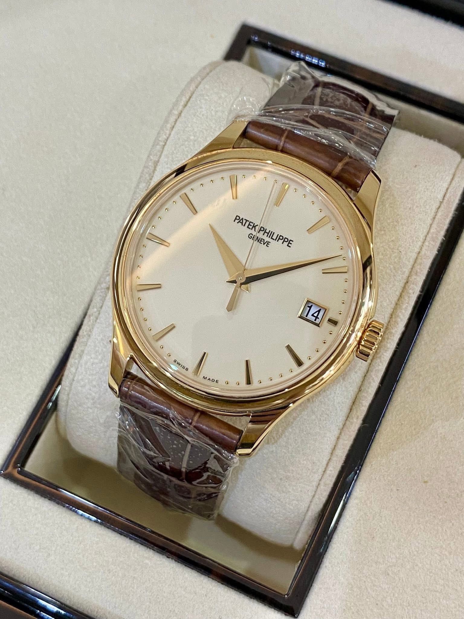 Patek Philippe Calatrava 5227R.001.590872 - Ảnh 6