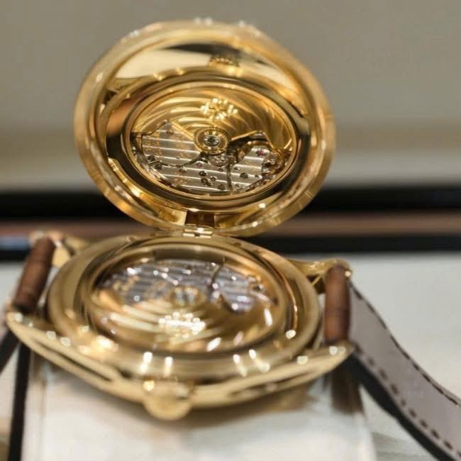 Patek Philippe Calatrava 5227R.001.590872 - Ảnh 7