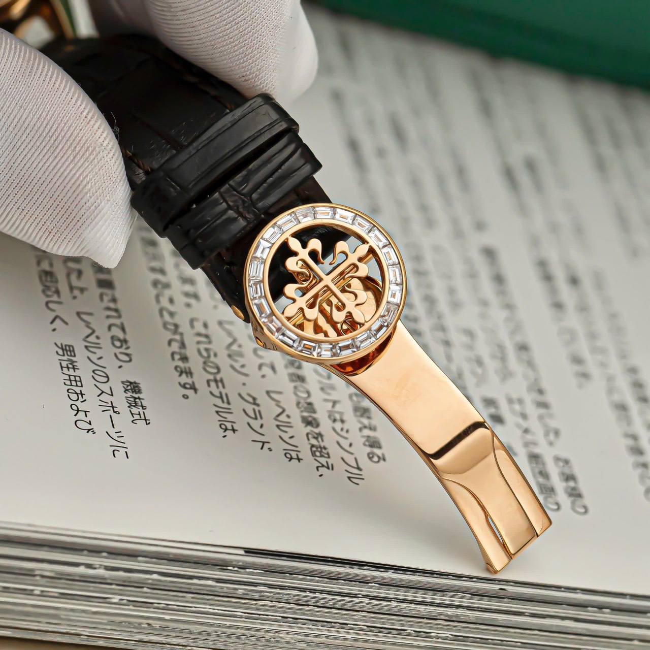Patek Philippe Annual Calendar Chronograph 5961R-010.231783 - Ảnh 2