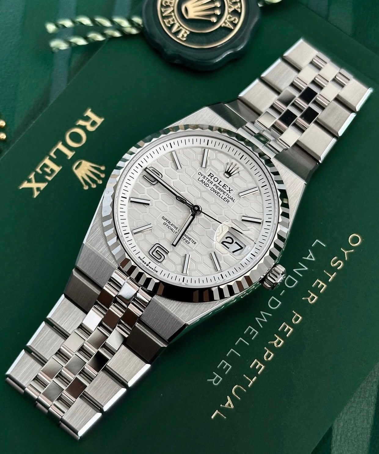Rolex Land-Dweller 127234-0001.921821