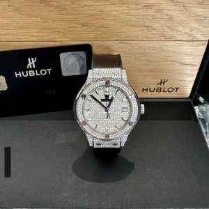 Hublot Classic Fusion 38mm Full Diamonds.238457