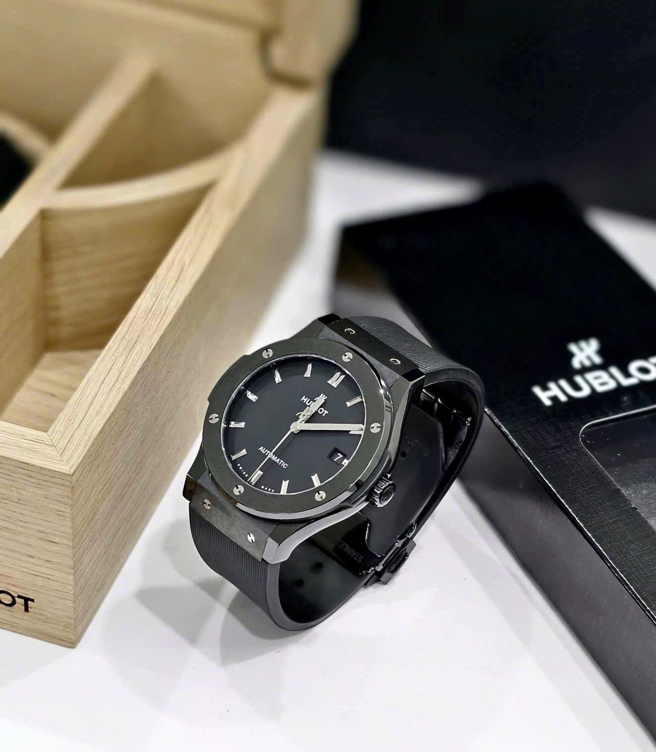 Hublot Classic Fusion Ceramic.271234