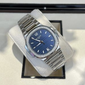 Patek Philippe Lady Nautilus 7118/1200A-001
