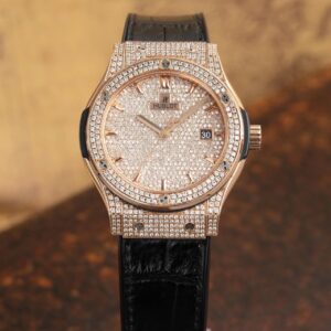 Hublot Classic Fusion King Gold Pavé Diamonds 42mm